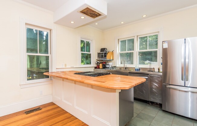 14 TOWNSEND ST