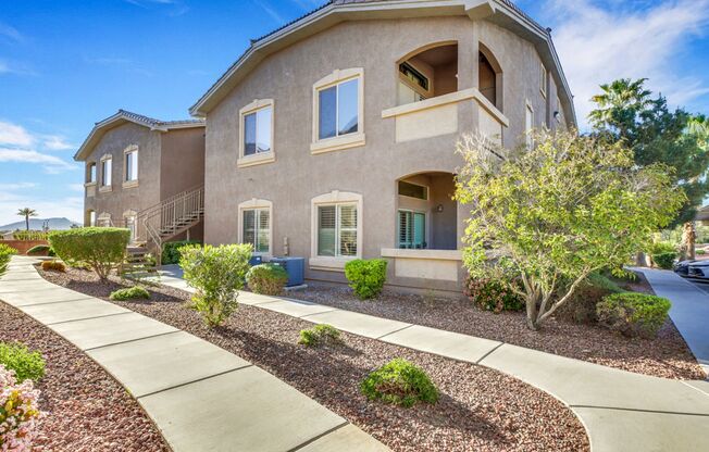 Two Bedroom Condo in Gate community
