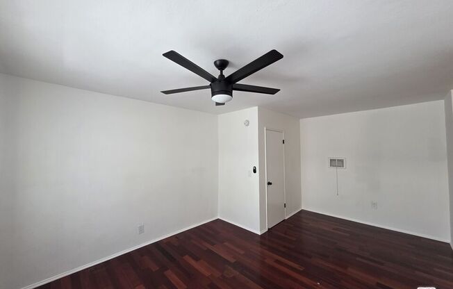 4822 Mascot St.