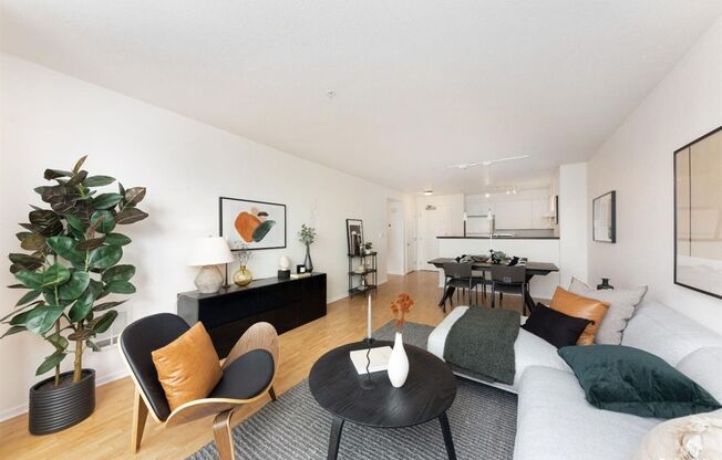 1BD/1BA Condo at Oceanview Village - Close to SF State, BART, Shopping!