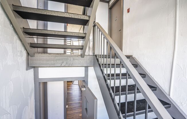 1 bed, 1 bath, 525 sqft, $1,049, Unit 1033 - 2C