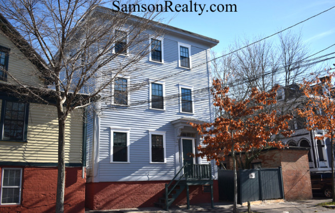 373 THAYER ST