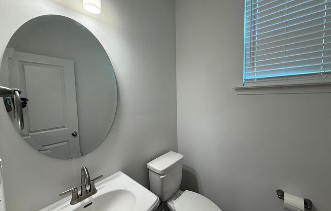 Brand New Townhome Minutes from uptown Charlotte