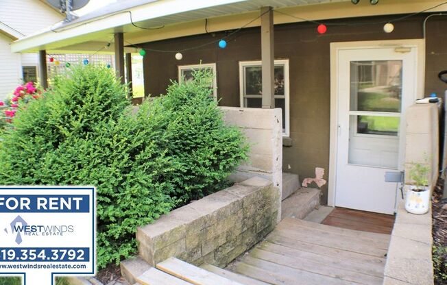 $1,250 | 2 Bedroom, 1 Bathroom Duplex | No Pets | Available for August 1st, 2026 Move In