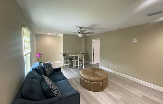 1 bed, 1 bath, $1,550, Unit UNIT A