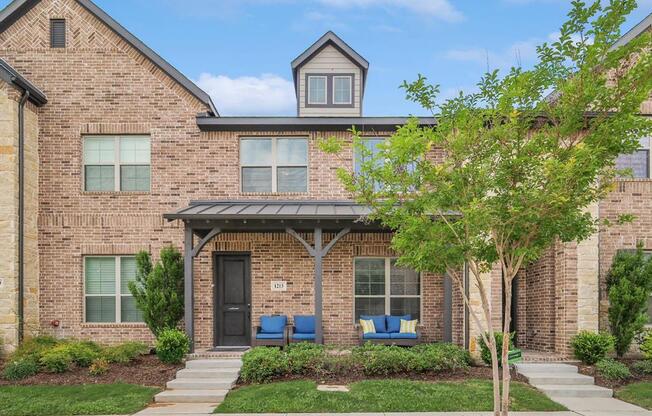 1213 CASSELBERRY DR