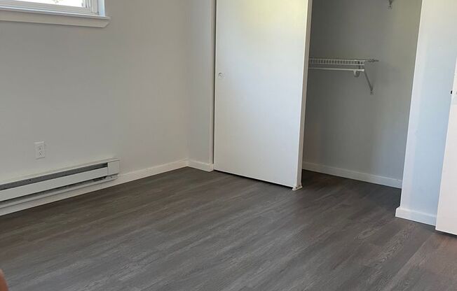 1 bed, 1 bath, $1,725, Unit 201