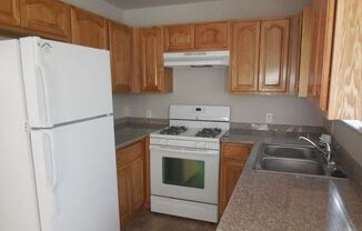 2 beds, 1 bath, $1,150, Unit 6