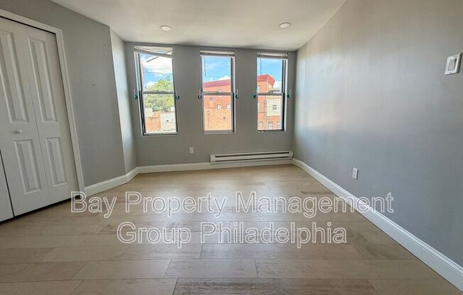 1247 SNYDER AVE