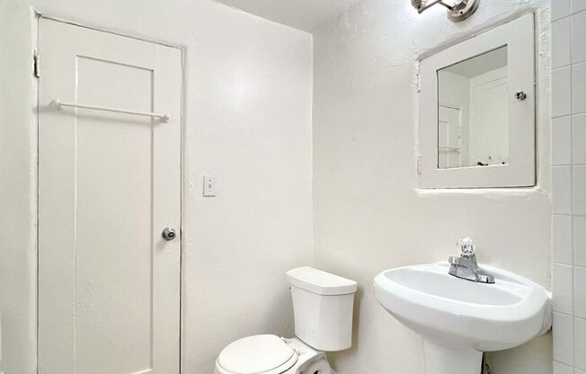 Studio, 1 bath, 600 sqft, $1,925