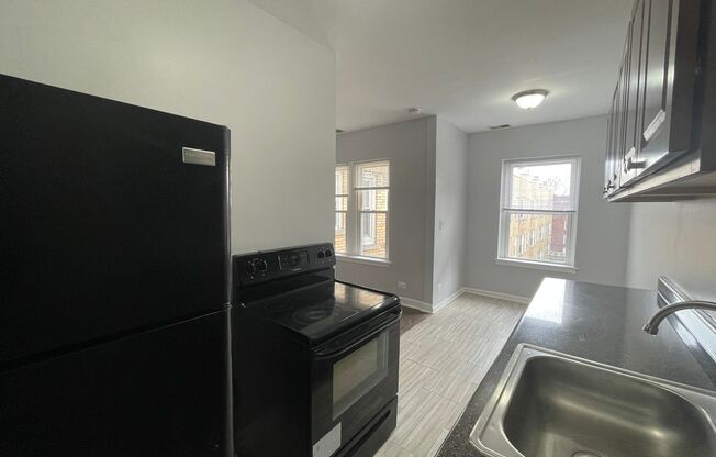 3 beds, 2 baths, $2,495, Unit 4515-3D