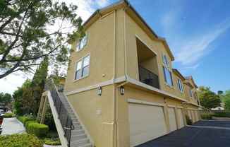COMING SOON! Bordeaux 1 + 1 Condo in Santa Clarita!