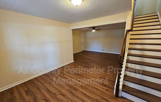 1597 TRAILVIEW WAY NE