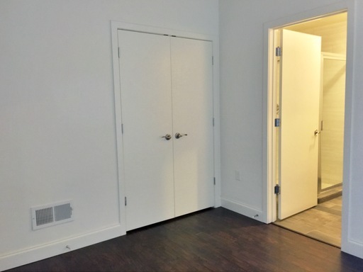 Studio, 1 bath, 500 sqft, $1,170, Unit 204