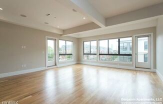 339 D Street 17
