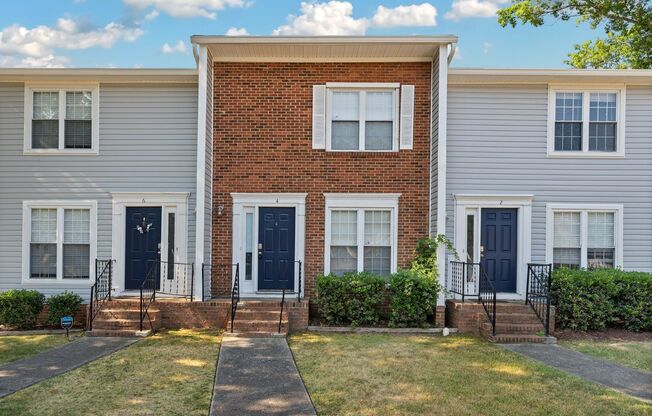 Charming Townhome near Downtown Durham with 2 Beds/1.5 Baths