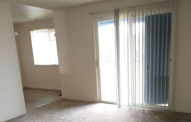 1 bed, 1 bath, 758 sqft, $1,099, Unit C205