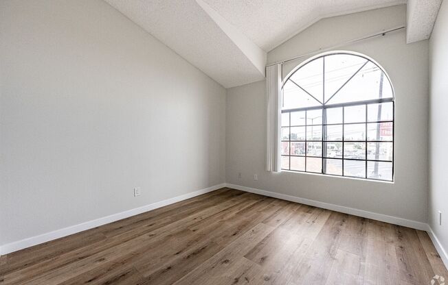 8350 Gardendale