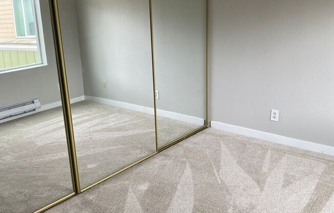 Studio, 1 bath, 462 sqft, $1,335, Unit 416