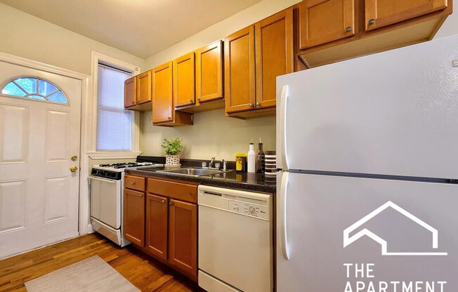 626.5 W. Barry, Unit 2N