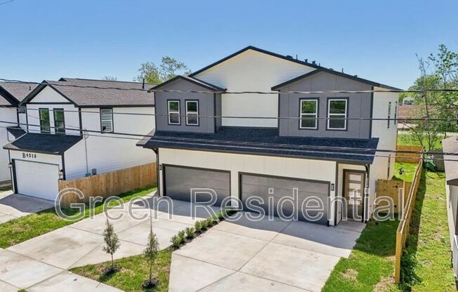 4514 GALESBURG ST