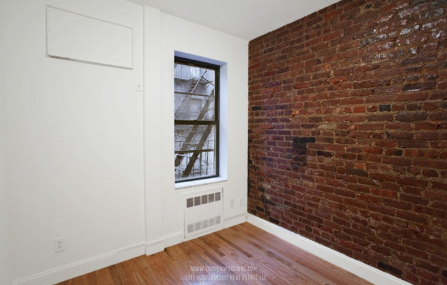 2 beds, 1 bath, 470 sqft, $4,750, Unit 18