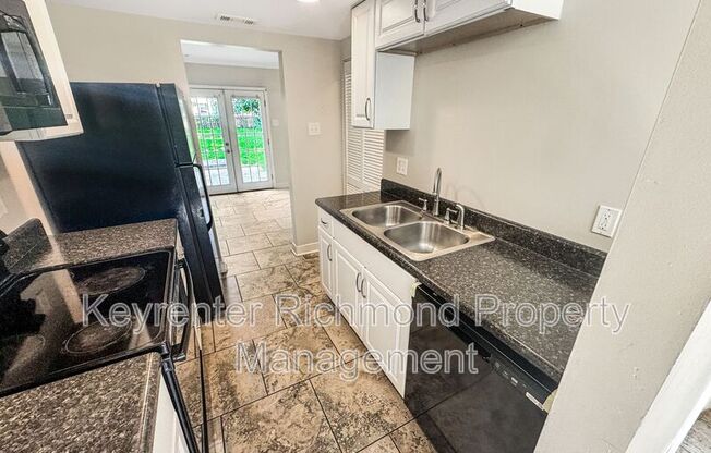 1402 MECHANICSVILLE TPKE