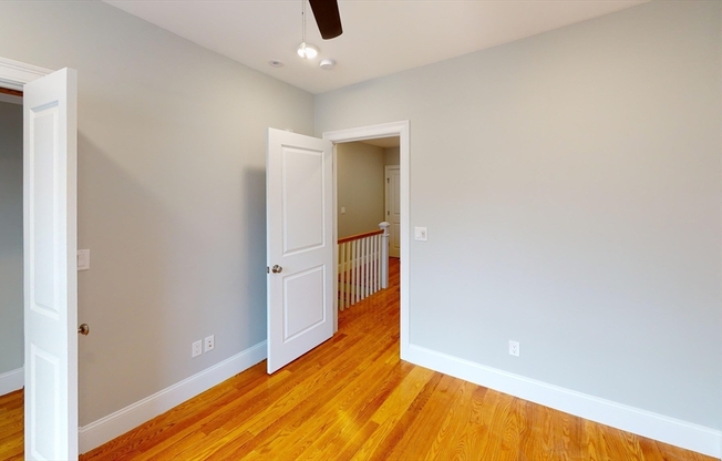3 beds, 2.5 baths, 1,608 sqft, $4,000, Unit 12