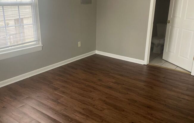 Studio, 1 bath, 600 sqft, $615, Unit 128-01