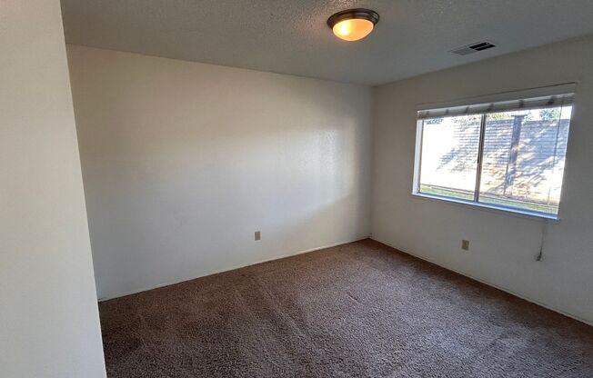 2 beds, 1 bath, $1,850, Unit Unit C