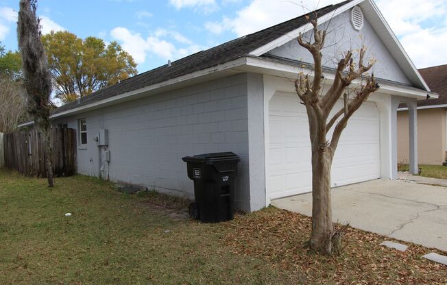 Beautiful 3br 2ba fenced home!