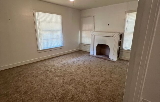 3 beds, 1.5 baths, $675