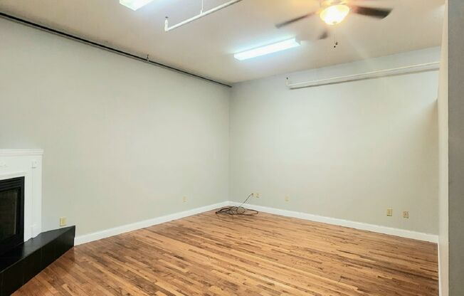 Studio, 1 bath, 750 sqft, $1,150, Unit Unit 2257