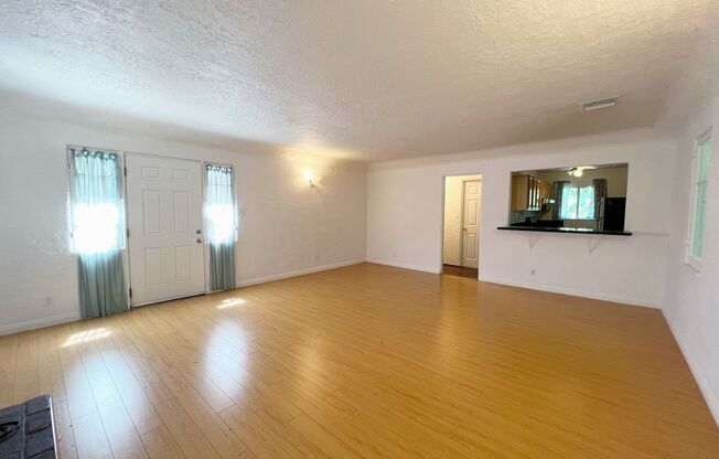 2 bed 1 bath + Bonus Room