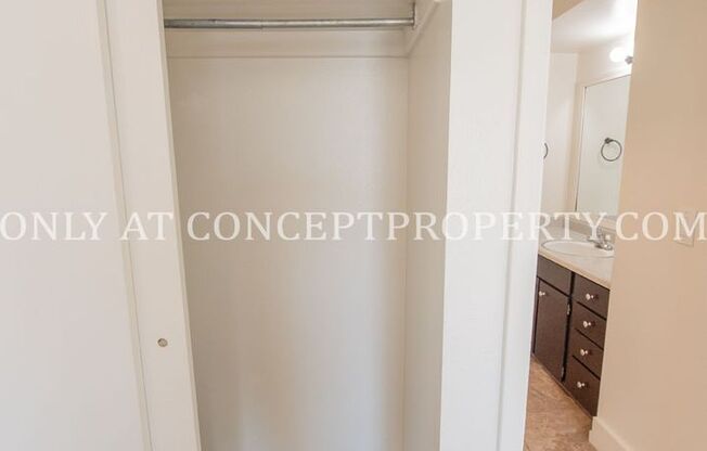 2 beds, 1 bath, 830 sqft, $1,399, Unit 7108 02