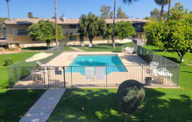 1 bed, 1 bath, 800 sqft, $999