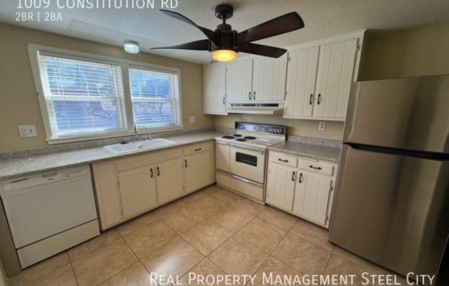 1009 CONSTITUTION RD