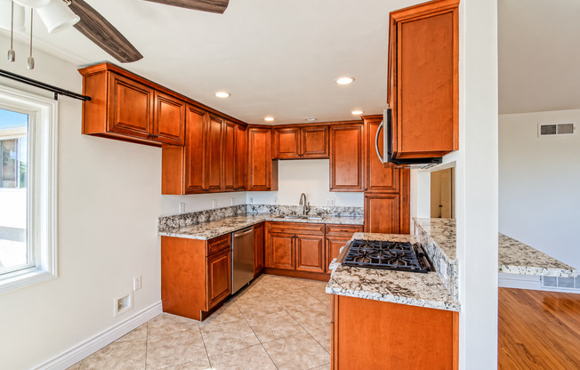 3 beds, 3 baths, 2,100 sqft, $3,750, Unit 3709