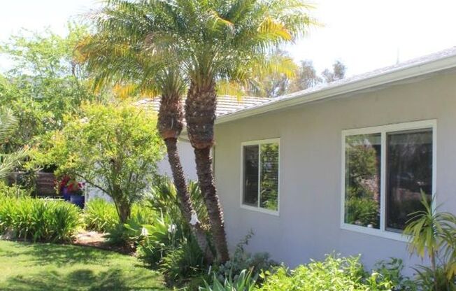 Beautiful Single-Story Golf Course Home with Solar!