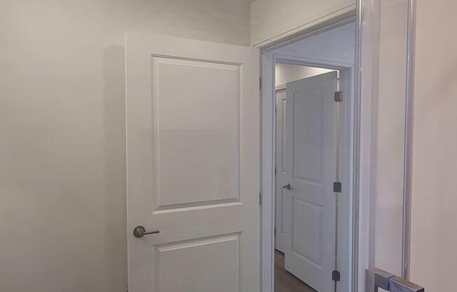 2 beds, 2 baths, $7,650, Unit 10B