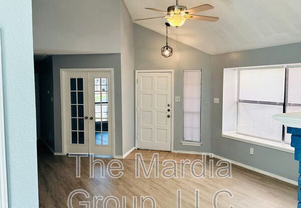 1646 HANCOCK DR