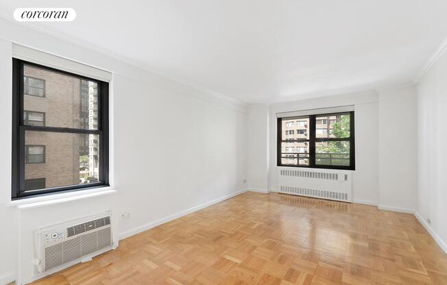 2 beds, 1 bath, 1,050 sqft, $5,800, Unit 7F