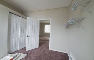 5 beds, 1 bath, $1,600