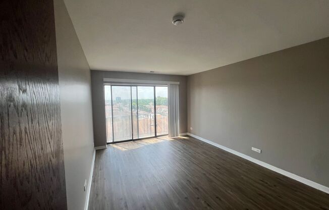 2 beds, 2 baths, 950 sqft, $2,200, Unit 2310#203