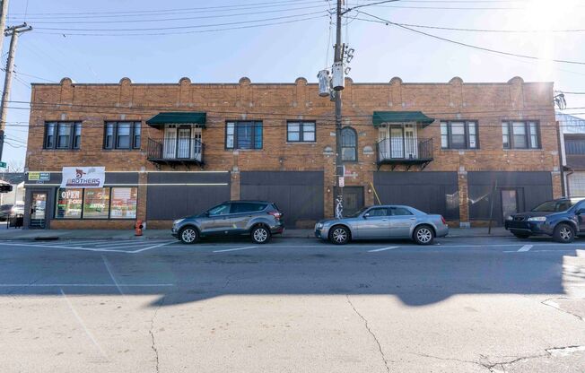 334 E. Oak Street