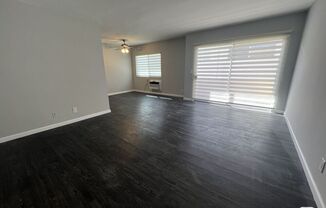 1 bed, 1 bath, 920 sqft, $2,400, Unit 5