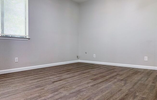 2 beds, 1 bath, 800 sqft, $1,050, Unit 532-C