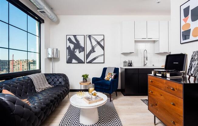 lots of natural light in apartment