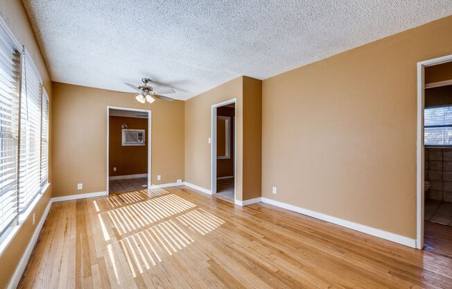 3 beds, 1 bath, $1,450