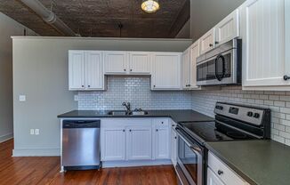 1 bed, 1 bath, $1,375